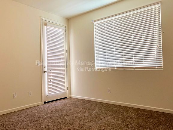 4th image of 3417 Descanso Ave