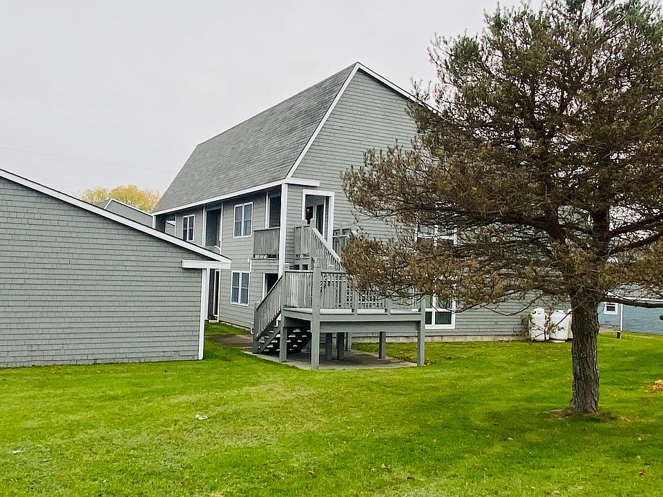 1st image of 1 Beachwood Bay Dr APT 4