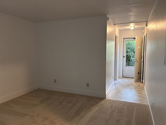 2nd image of 4705 40th Ave NE #4705
