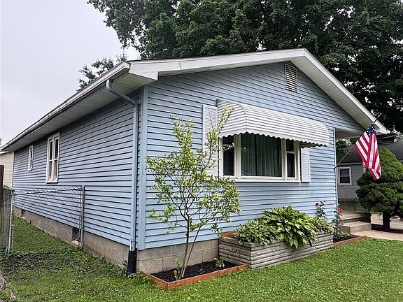 3rd image of 289 Middlefield Dr