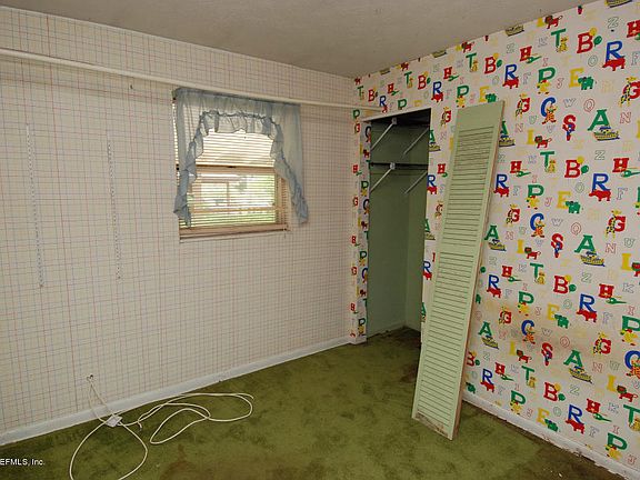 5th image of 10750 Indies Drive N