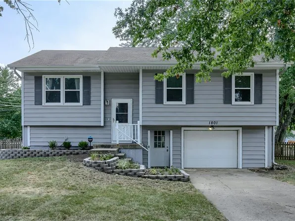 1801 Ann Ave, Harrisonville, MO 64701