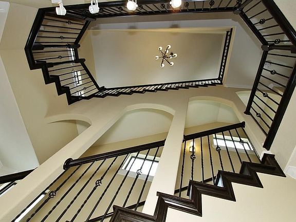 4th image of 2844 Kings Retreat Cir