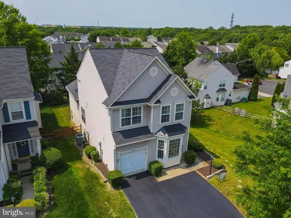 3309 Tony Ct, Dumfries, VA 22026