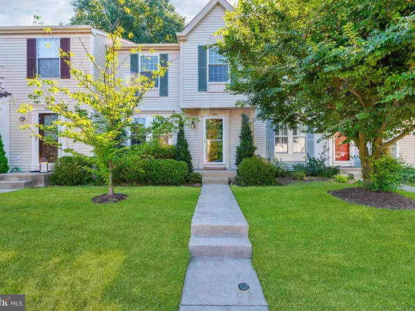 1204 Quaker Ridge Dr, Arnold, MD 21012