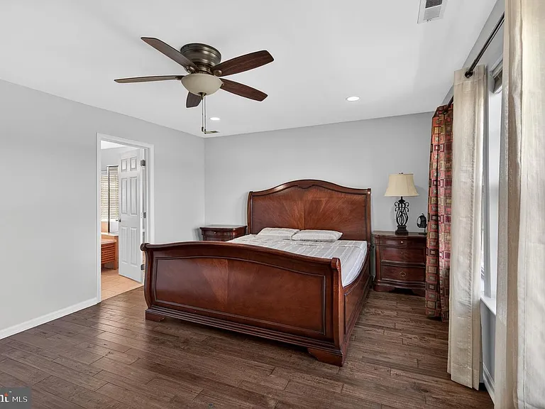 815 S Haines Cir — Photo 18