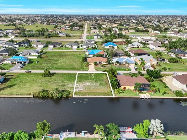 2712 SW 1st Ter, Cape Coral, FL 33991