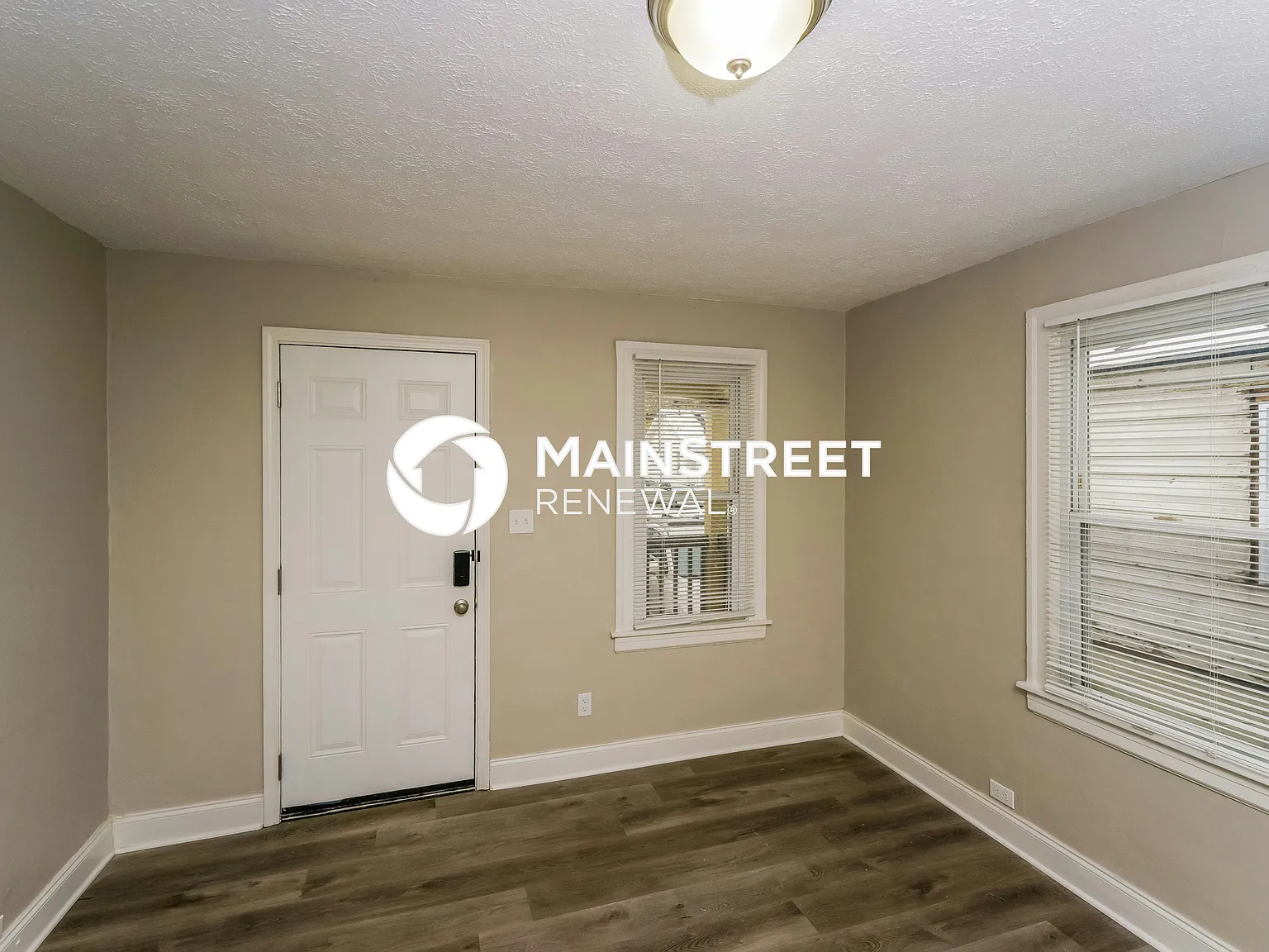 1207 Bicknell Ave — Photo 4