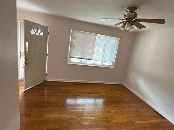 3rd image of 11508 E 51st St