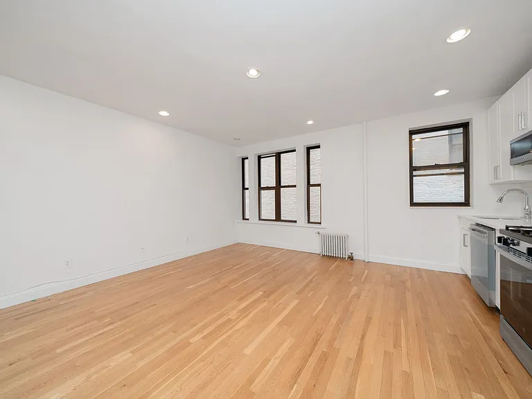 35 Fort Washington Ave #3F — Photo 7