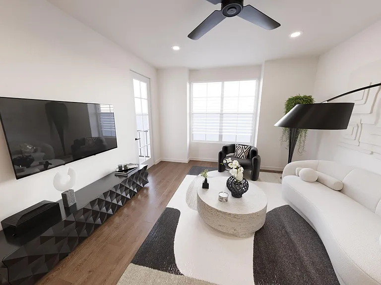 Wrenley Luxury Apartment Homes — Photo 18