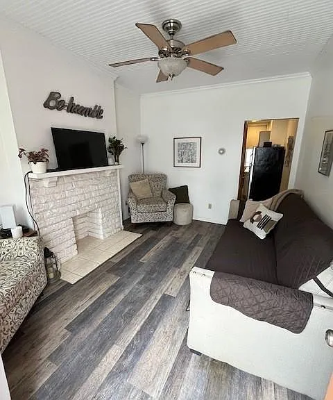 185 Home St #1/2 — Photo 1