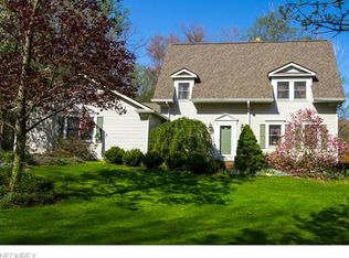 17622 Messenger Rd, Chagrin Falls, OH 44023