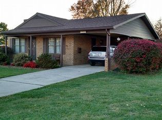 206 Mountain View St, Petersburg, WV