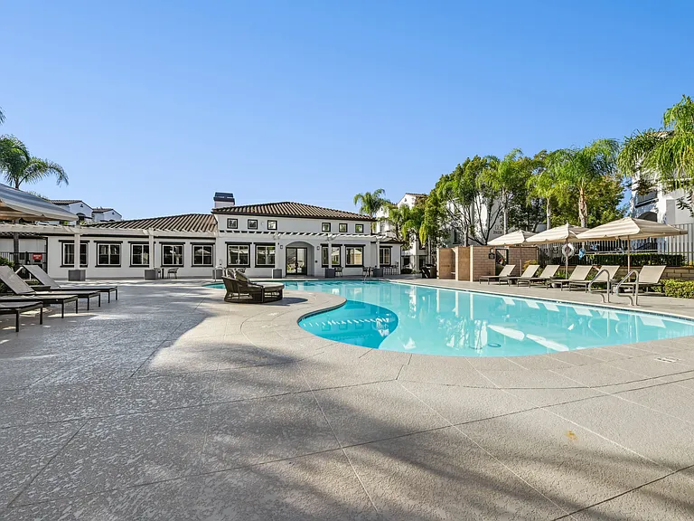 Bell Murrieta Springs — Photo 15