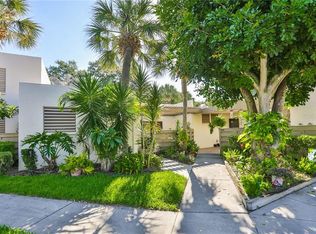 260 Sherwood Dr #260, Bradenton, FL 34210
