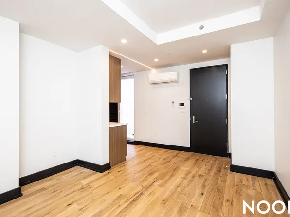 1270 New York Avenue image 11 of 40