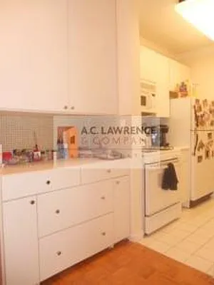 Rented by Aclawrence | media 3