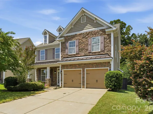 10817 Bere Island Dr, Charlotte, NC 28278