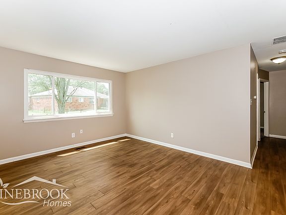 5th image of 3060 Kiowa Ct