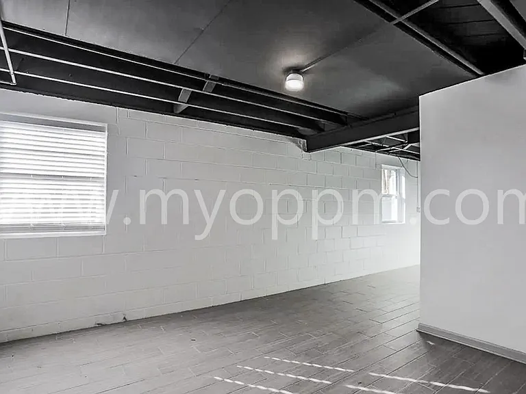 4360 Davenport St — Photo 15