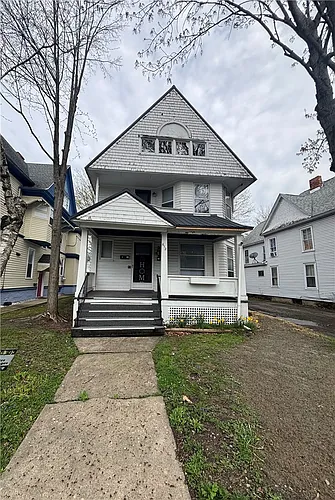 612 W Church St Photo 1