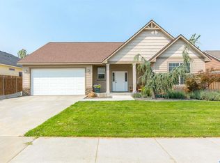 2445 Losino Ave, West Richland, WA 99353