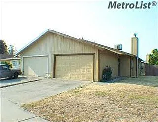 5000 Clover Glen Way photo 1