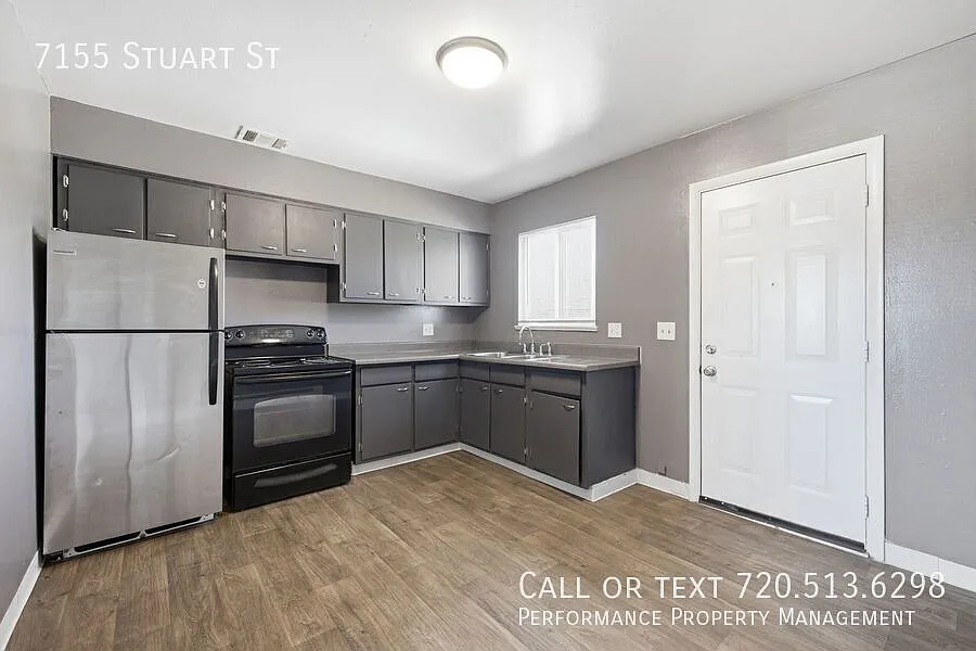 Westminster Condo With Convenient Central Location - Utilities Included — Photo 1