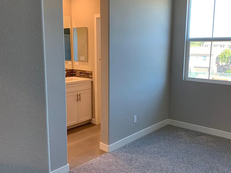 4331 Harbor Way #3 — Photo 10