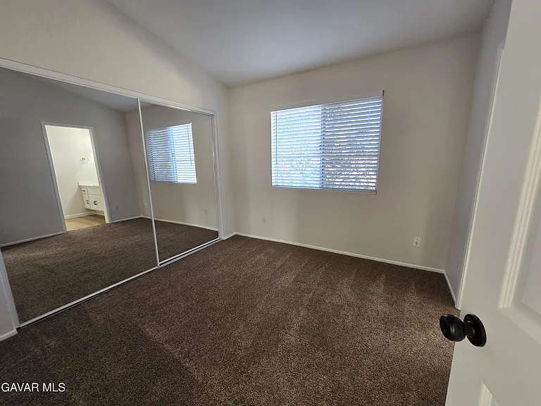 2007 Willowbrook Ave #2007 — Photo 5