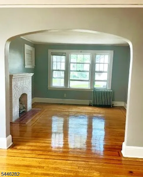2 bed, 1.0 bath, $2,000 — Photo 3