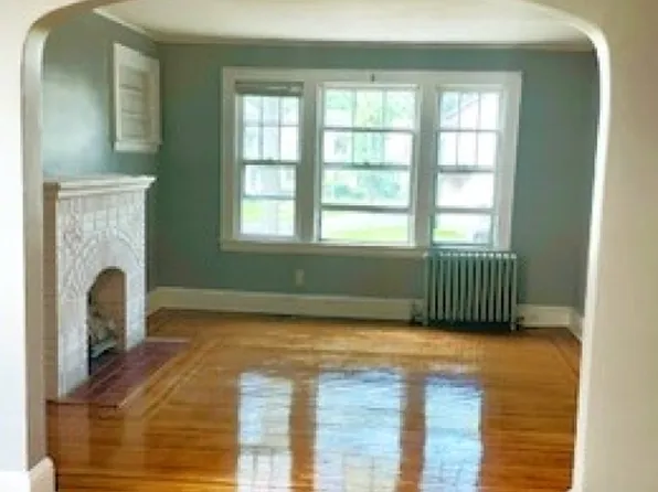 568 N Maple Ave Floor 2, East Orange, NJ 07017