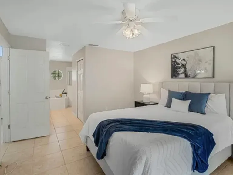 933 Van Loon Ct — Photo 18