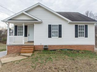 916 Granny White Rd, Clarksville, TN 37040