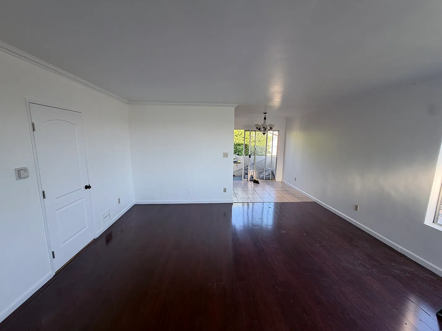 2 bed, 1000 sqft, $3,695 — Photo 3