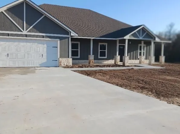 435 Advance Rd, Weatherford, TX 76088