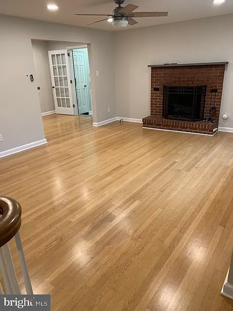 3 bed, 2.5 bath, 1979 sqft, $3,295 — Photo 2