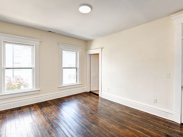 703 Franklin Ave — Photo 19