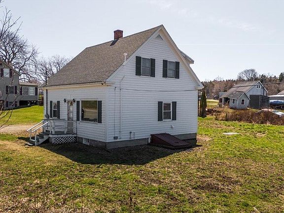 3rd image of 694 Spruce Head Road