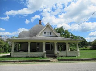 254 N Sycamore St, Campbellsburg, IN