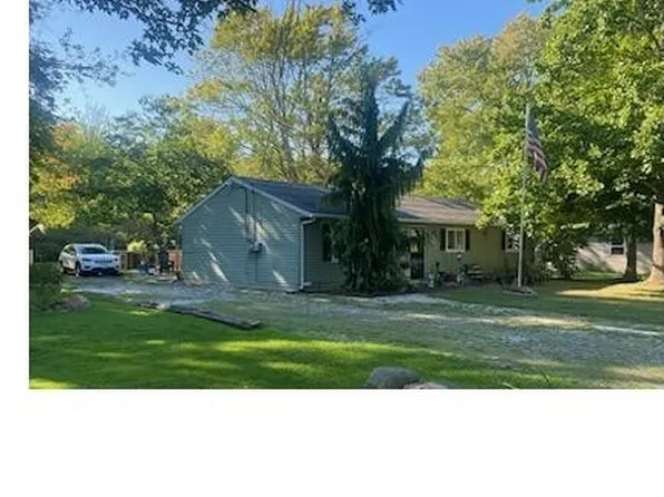 1174 Maple Ave, Madison, OH 44057