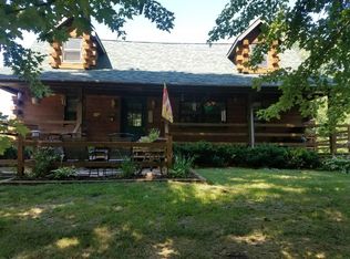 8538 N 6th St, Almond, WI 54909