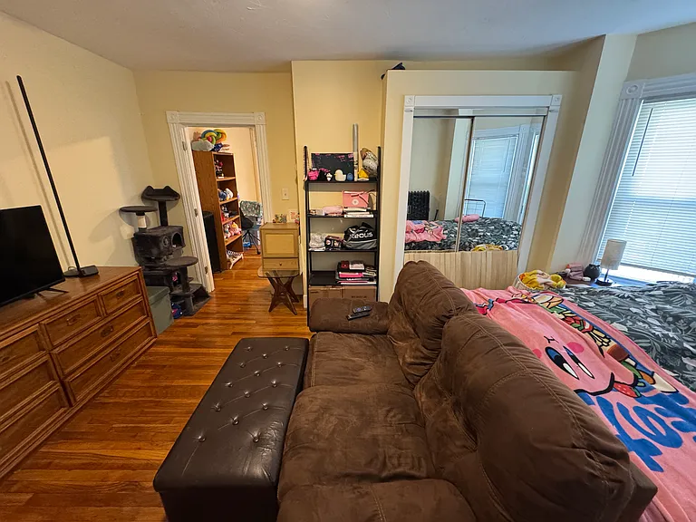 5 Blake St #1 — Photo 3