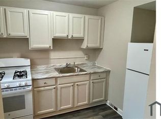 2062 Cliffview Rd APT 7, Cleveland, OH 44121