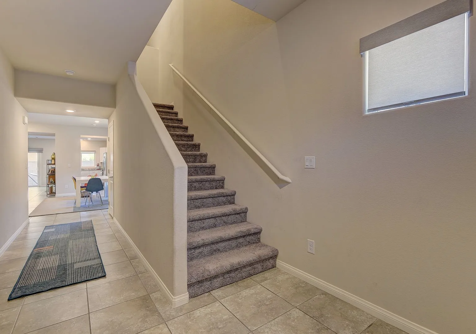 Beautiful Two-Story Home Featuring Attractive Desert Landscaping. — Photo 4