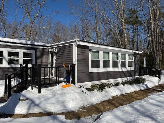 3rd image of 25 Sunset Ln