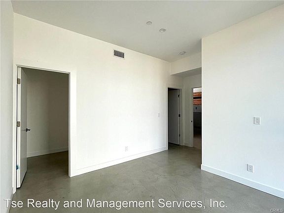4th image of 2228 Branden St