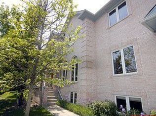 720 N Il Route 21, Gurnee, IL 60031