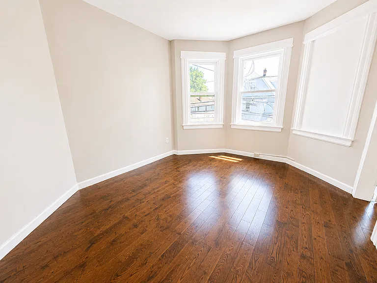 61 Stuyvesant Ave #2 — Photo 14